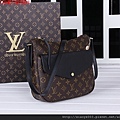 LV M41679老花配黑色女士斜背包W27H23D7 (1).jpg