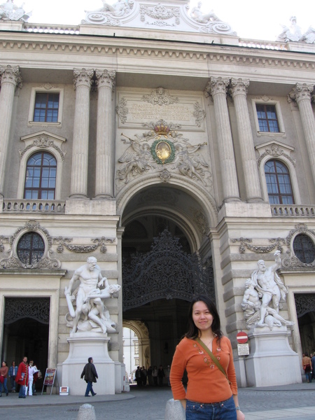 Hofburg前門