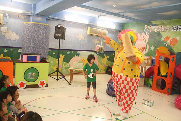 Cheer畢業歡送派對 - 小丑魔術表演 - 台北 Jump Star 幼稚園