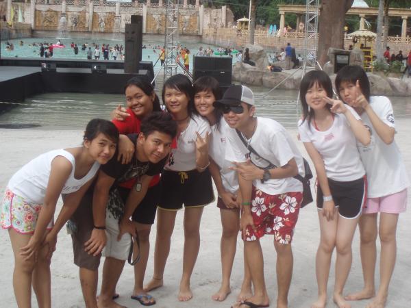 在sunway lagoon ..