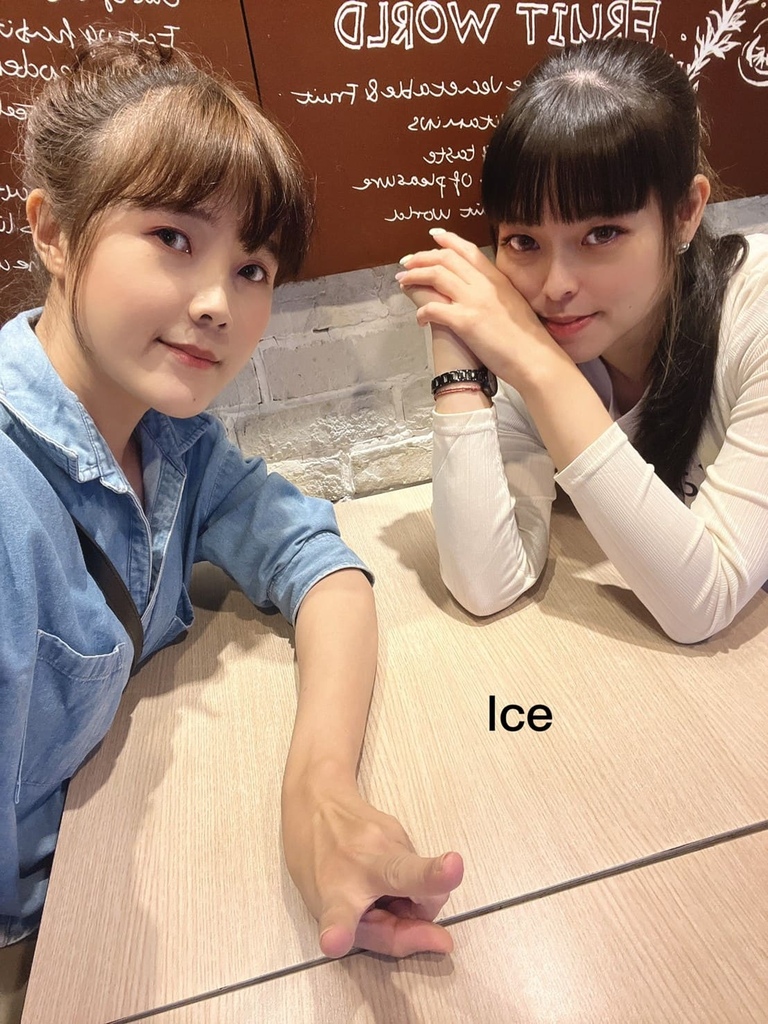 LINE_ALBUM_慵懶的一天_221002_16.jpg