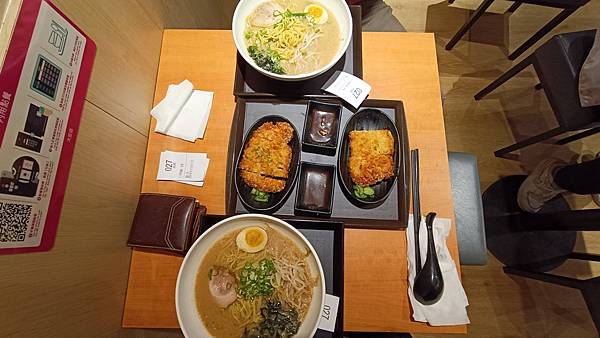 【台北大安】十三川日本拉麵定食大安店、大安捷運站旁超平價拉麵