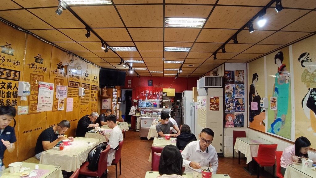 【台北大安】博多拉麵台灣總店、高CP拉麵老面孔、位在復興南路