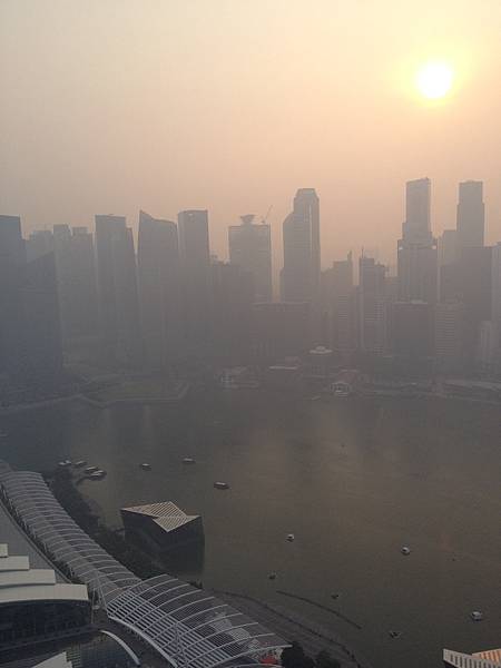公司57楼拍摄的烟霾照
