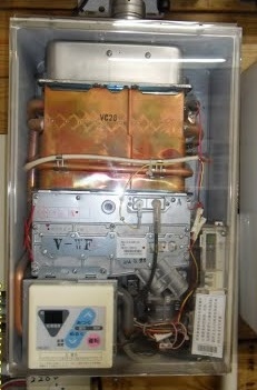 熱水器.jpg 熱水器,油漆,裝修,裝潢,室內設計,粉刷,清潔,方師傅,防水,工程,水泥,泥作,水電,土水,漆妻油漆