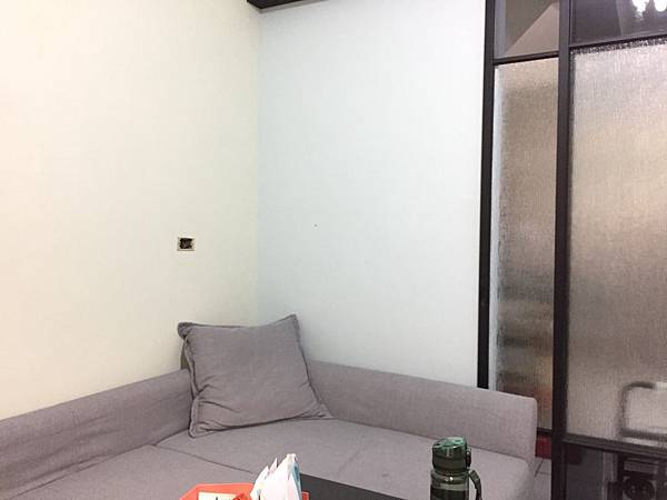 趴趴完工記錄_180816_0019.jpg 三峽,台北,北部,新北,板橋,樹林,鶯歌,新店,桃園,三峽油漆,台北油漆,新北油漆,新店油漆,樹林油漆,板橋油漆,新莊油漆,三重油漆,桃園油漆,萬華油漆,油漆,裝修,裝潢,室內設計,粉刷,方師傅,防水,工程,水泥,泥作,水電,土水,漆油妻