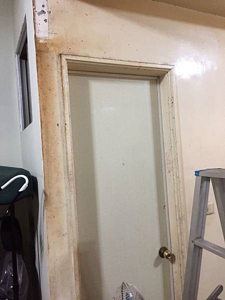 桃園富國路趴趴_180816_0003.jpg 三峽,台北,北部,新北,板橋,樹林,鶯歌,新店,桃園,三峽油漆,台北油漆,新北油漆,新店油漆,樹林油漆,板橋油漆,新莊油漆,三重油漆,桃園油漆,萬華油漆,油漆,裝修,裝潢,室內設計,粉刷,方師傅,防水,工程,水泥,泥作,水電,土水,漆油妻