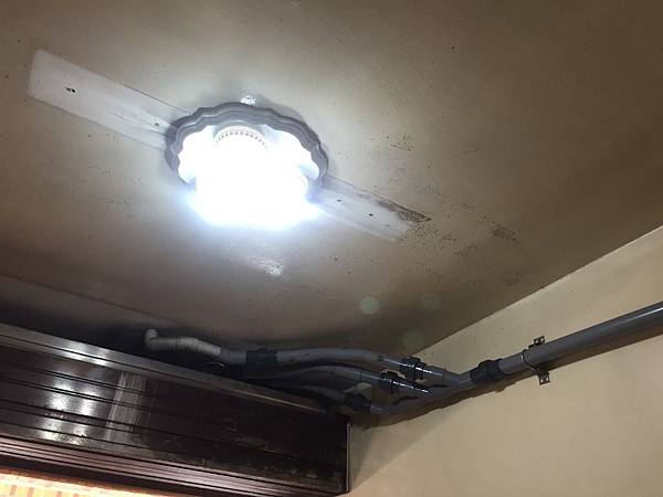 桃園富國路趴趴_180816_0005.jpg 三峽,台北,北部,新北,板橋,樹林,鶯歌,新店,桃園,三峽油漆,台北油漆,新北油漆,新店油漆,樹林油漆,板橋油漆,新莊油漆,三重油漆,桃園油漆,萬華油漆,油漆,裝修,裝潢,室內設計,粉刷,方師傅,防水,工程,水泥,泥作,水電,土水,漆油妻