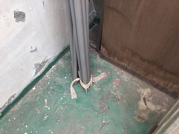 桃園富國路趴趴_180816_0018.jpg 三峽,台北,北部,新北,板橋,樹林,鶯歌,新店,桃園,三峽油漆,台北油漆,新北油漆,新店油漆,樹林油漆,板橋油漆,新莊油漆,三重油漆,桃園油漆,萬華油漆,油漆,裝修,裝潢,室內設計,粉刷,方師傅,防水,工程,水泥,泥作,水電,土水,漆油妻