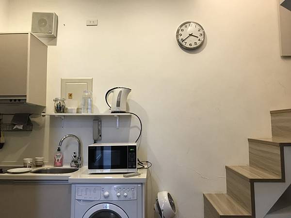 李晶_200306_0004.jpg 三峽,台北,北部,新北,板橋,樹林,鶯歌,新店,桃園,三峽油漆,台北油漆,新北油漆,新店油漆,樹林油漆,板橋油漆,新莊油漆,三重油漆,桃園油漆,萬華油漆,油漆,裝修,裝潢,室內設計,粉刷,方師傅,防水,工程,水泥,泥作,水電,土水,漆油妻