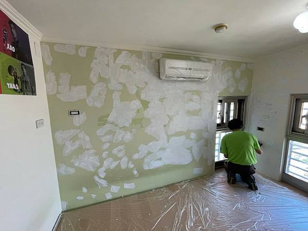 職人,油漆師傅,三峽,台北,北部,新北,板橋,樹林,鶯歌,新店,桃園,三峽油漆,台北油漆,新北油漆,新店油漆,樹林油漆,板橋油漆,新莊油漆,三重油漆,桃園油漆,萬華油漆,油漆,裝修,裝潢,室內設計,粉刷,方師傅,防水,工程,水泥,泥作,水電,土水,漆油妻,防霉處理,除菌