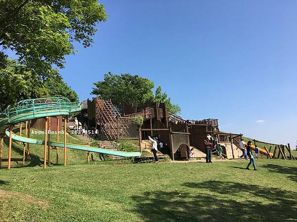 山鹿 杏之丘公園 滑草 多繩結遊具 滾輪溜滑梯 烤肉郊遊一次到位 A House 福岡熊本生活手扎 痞客邦