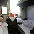 火車上 - 左邊是我的床