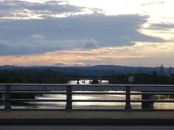 0904 Congress bridge.JPG