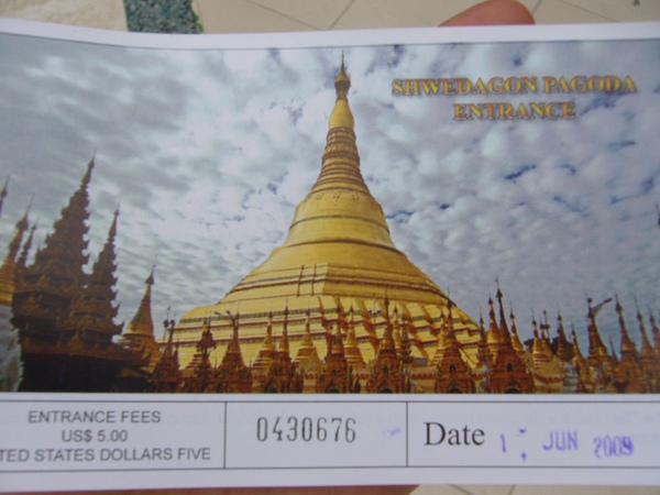 035_Shwedagon.jpg