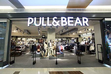 pull and bear