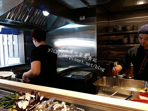 谷原秋光-土手伊勢屋-下町天丼秋光價格-老三愛吃貨寫食記.jpg 谷原秋光-土手伊勢屋-下町天丼秋光價格-老三愛吃貨寫食記.jpg
