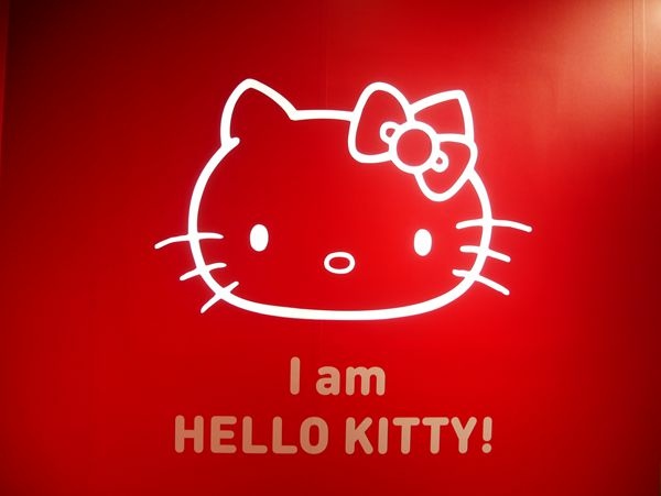 HELLO KITTY 50 週年特展:與未來做朋友吧