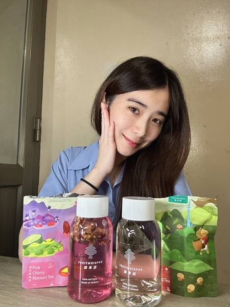 冷泡茶瓶與茶包的搭配，便捷攜帶設計