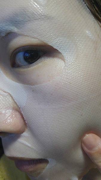 女人知己試用大隊,DANEE岱妮蠶絲面膜系列,DANEE岱妮,蠶絲面膜,蠶絲布膜,貼膚100%純蠶絲面膜,岱妮獨家專利蠶絲面膜,DANEE岱妮水嫩亮白蠶絲面膜,DANEE岱妮玫瑰菁萃蠶絲面膜,水嫩亮白