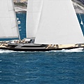 PERINI_NAVI_197ft_60m.jpg