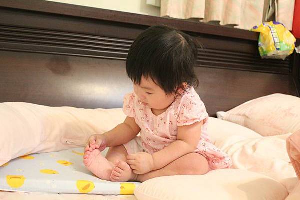 無聊看自己的腳