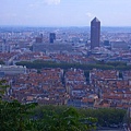 從Notre-Dame鳥瞰Lyon市區-鉛筆大樓Credit Lyonnais