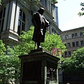 Statue of Benjamin Franklin