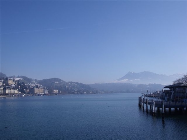 Luzern~湖邊美景