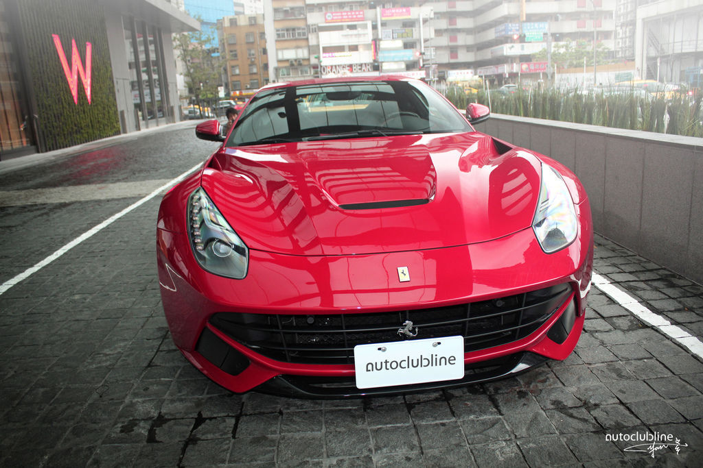 Ferrari F12 berlinetta