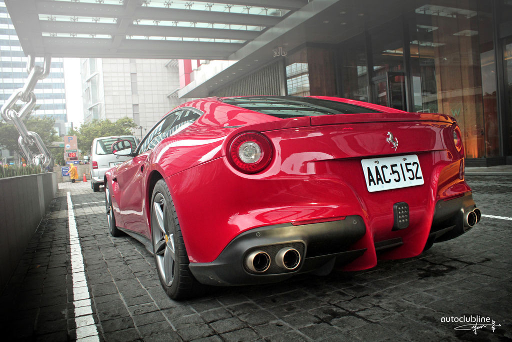 Ferrari F12 berlinetta