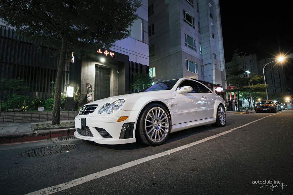 Mercedes-Benz CLK63 AMG Black Series Mercedes-Benz CLK63 AMG Black Series
