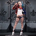 SS_Movie_Turns_Harley_Statue_thumb_56a954578dee47.10772203.jpg