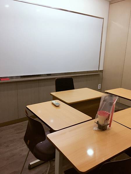 seoul korea classroom.JPG