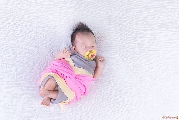 【育兒】毬果寶貝歡迎妳來到這個世界 * JessPhotography潔絲攝影 新生兒寫真/寶寶寫真