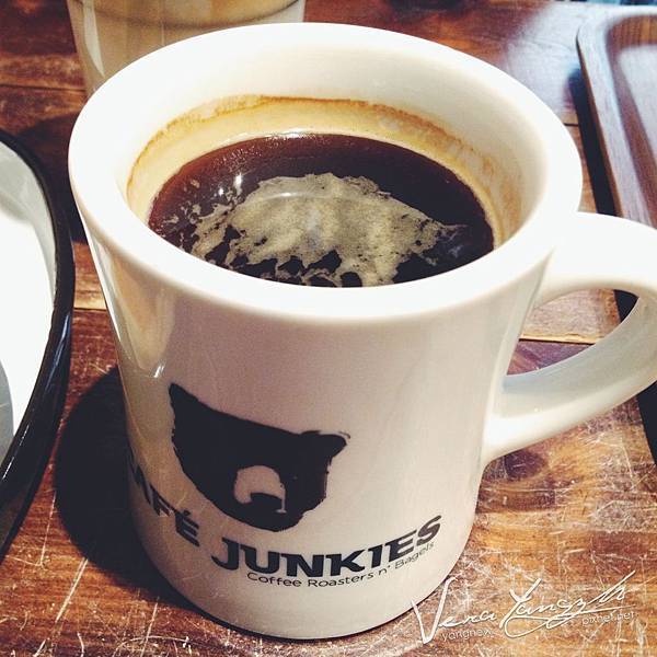 小破爛咖啡 Café Junkies