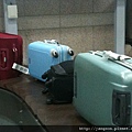 哈~我的小藍行李箱