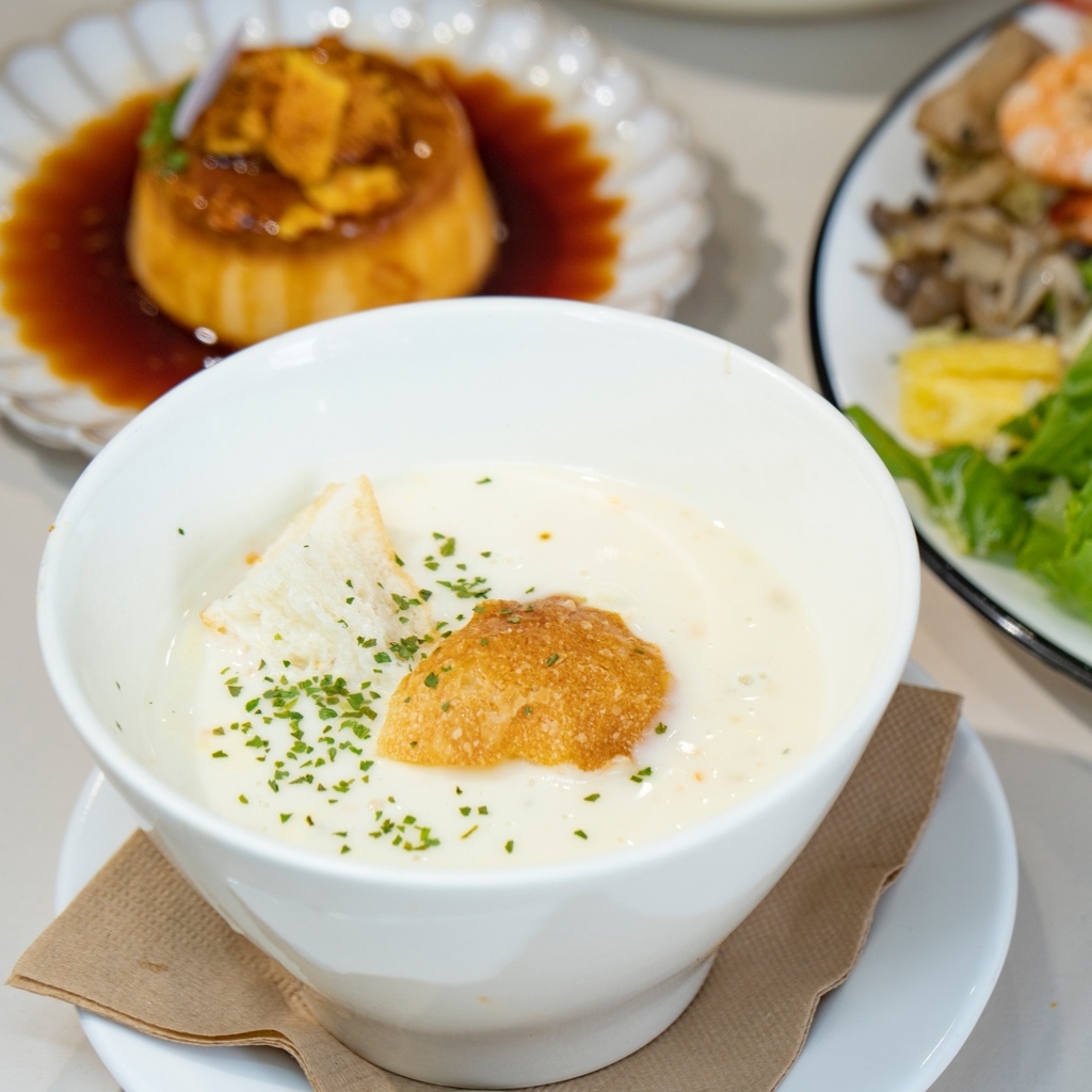 嶼里 With You 一頓用心的餐點— 慢下來,感受屬於 嶼里 With You 一頓用心的餐點— 慢下來,感受屬於