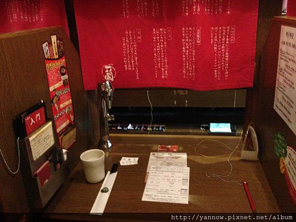很像K書中心或研究小間的座位