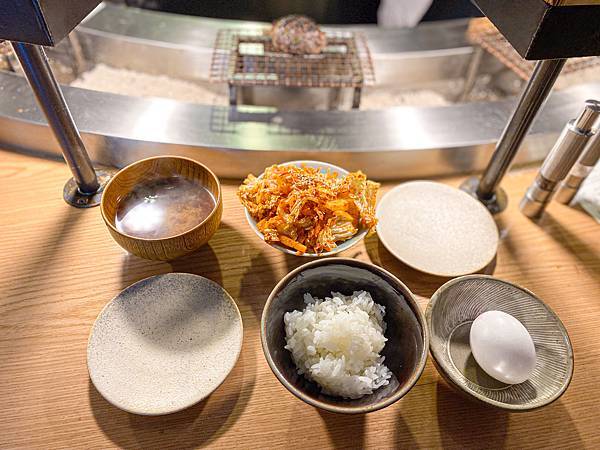 【東食】挽肉と米｜中山站美食推薦：不用排隊！東京最好吃炭火手
