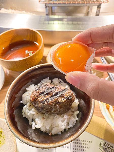 【東食】挽肉と米｜中山站美食推薦：不用排隊！東京最好吃炭火手