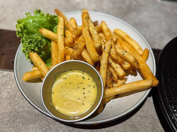 【東食】蓋子普拉斯小餐館新生店台北平價早午餐推薦:隱身華山