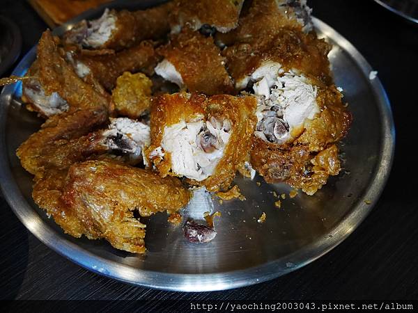 台中西屯Pocha 韓式熱炒,台北知名韓式快炒進軍秋紅谷,台中店獨家龍蝦貝類鍋、古早味炸全雞、魷魚起士鍋等種類繁多,鄰近老虎城、秋紅谷,12/2前皆享有優惠 台中西屯Pocha 韓式熱炒,台北知名韓式快炒進軍秋紅谷,台中店獨家龍蝦貝類鍋、古早味炸全雞、魷魚起士鍋等種類繁多,鄰近老虎城、秋紅谷,12/2前皆享有優惠