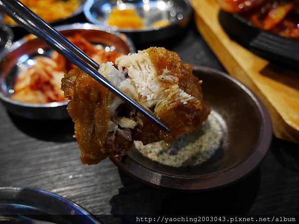 台中西屯Pocha 韓式熱炒,台北知名韓式快炒進軍秋紅谷,台中店獨家龍蝦貝類鍋、古早味炸全雞、魷魚起士鍋等種類繁多,鄰近老虎城、秋紅谷,12/2前皆享有優惠 台中西屯Pocha 韓式熱炒,台北知名韓式快炒進軍秋紅谷,台中店獨家龍蝦貝類鍋、古早味炸全雞、魷魚起士鍋等種類繁多,鄰近老虎城、秋紅谷,12/2前皆享有優惠