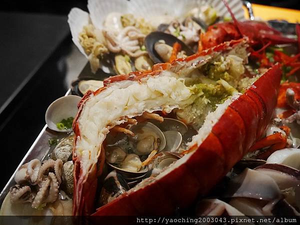 台中西屯Pocha 韓式熱炒,台北知名韓式快炒進軍秋紅谷,台中店獨家龍蝦貝類鍋、古早味炸全雞、魷魚起士鍋等種類繁多,鄰近老虎城、秋紅谷,12/2前皆享有優惠 台中西屯Pocha 韓式熱炒,台北知名韓式快炒進軍秋紅谷,台中店獨家龍蝦貝類鍋、古早味炸全雞、魷魚起士鍋等種類繁多,鄰近老虎城、秋紅谷,12/2前皆享有優惠