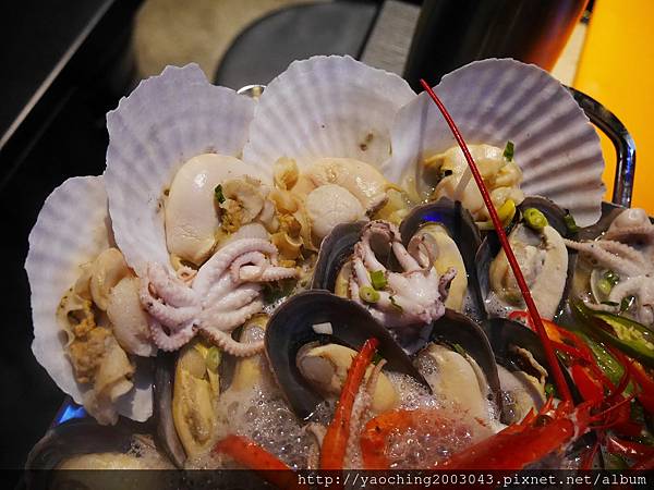 台中西屯Pocha 韓式熱炒,台北知名韓式快炒進軍秋紅谷,台中店獨家龍蝦貝類鍋、古早味炸全雞、魷魚起士鍋等種類繁多,鄰近老虎城、秋紅谷,12/2前皆享有優惠 台中西屯Pocha 韓式熱炒,台北知名韓式快炒進軍秋紅谷,台中店獨家龍蝦貝類鍋、古早味炸全雞、魷魚起士鍋等種類繁多,鄰近老虎城、秋紅谷,12/2前皆享有優惠