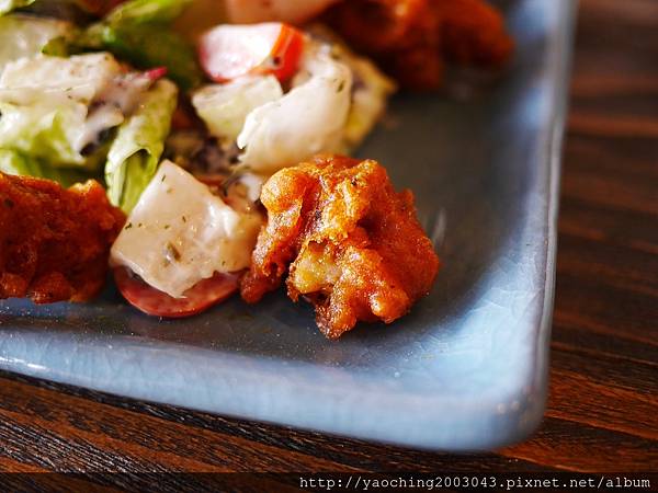 台中西區 昨日花卷 跨界好食,忠誠街上的人氣店家,適合三五好友聚餐分食,招牌花卷創意好好味,近SOGO、勤美商圈 台中西區 昨日花卷 跨界好食,忠誠街上的人氣店家,適合三五好友聚餐分食,招牌花卷創意好好味,近SOGO、勤美商圈