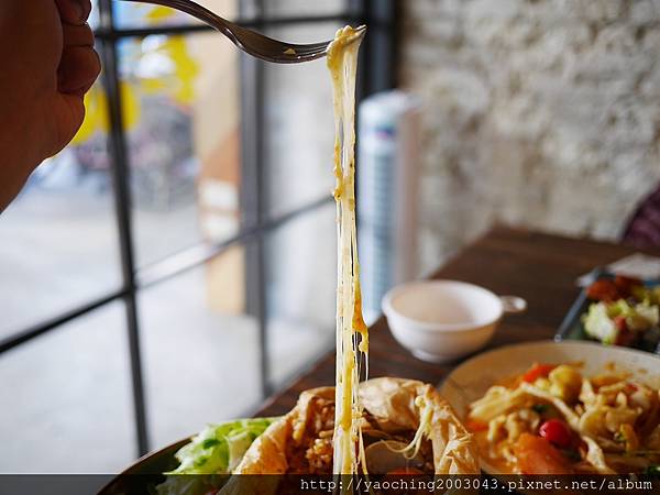 台中西區 昨日花卷 跨界好食,忠誠街上的人氣店家,適合三五好友聚餐分食,招牌花卷創意好好味,近SOGO、勤美商圈 台中西區 昨日花卷 跨界好食,忠誠街上的人氣店家,適合三五好友聚餐分食,招牌花卷創意好好味,近SOGO、勤美商圈