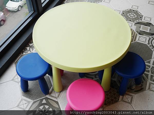 台中東區 PhoHoa美越河粉，來自美國的國際連鎖餐飲進駐台中秀泰及老虎城，酸辣河粉、雞肉河粉甚至還有適合帶去看電影的越南三明治