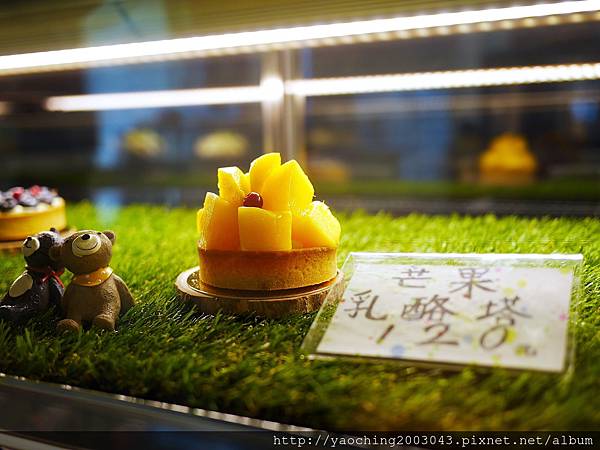台中西屯 吉兒義式花園餐廳,位於中科商圈從甜點到柴燒窯烤pizza、義式燉飯、義大利麵到排餐,樣式選擇多,備有乾燥花牆拍照打卡或求婚都浪漫,文末享有讀者優惠 台中西屯 吉兒義式花園餐廳,位於中科商圈從甜點到柴燒窯烤pizza、義式燉飯、義大利麵到排餐,樣式選擇多,備有乾燥花牆拍照打卡或求婚都浪漫,文末享有讀者優惠